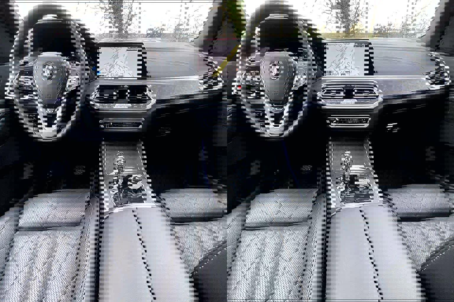 Used 2023 BMW X5 xDrive40i w/ Luxury Seating Package image 16