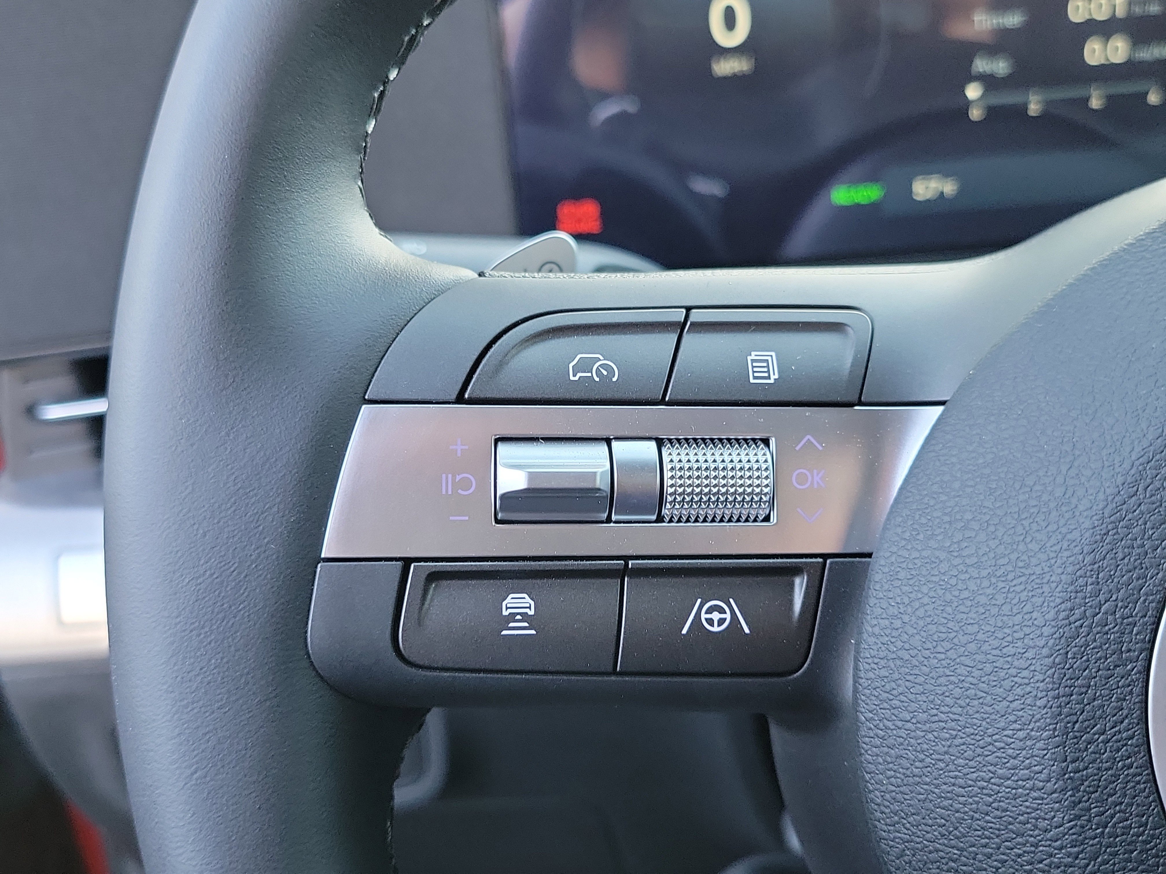 New 2025 Hyundai Kona SEL image 4