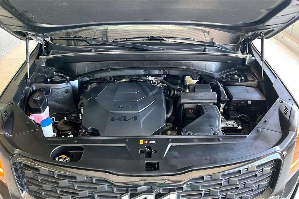 Used 2022 Kia Telluride EX w/ EX Premium Package AWD/4WD image 32