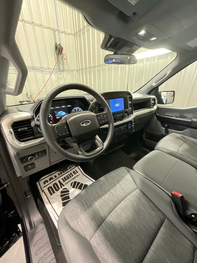 Used 2022 Ford F150 XL image 9