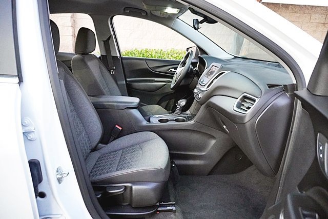 Used 2024 Chevrolet Equinox LT image 12