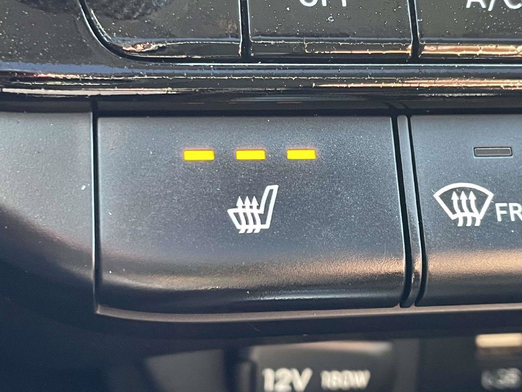 Used 2025 Hyundai Elantra SEL FWD image 40