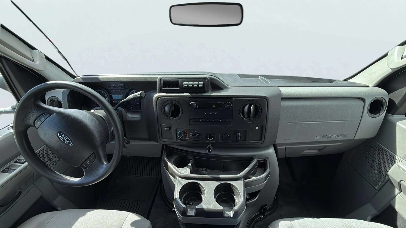 Used 2019 Ford E-350 and Econoline 350 Super Duty w/ Power Windows & Locks Group RWD image 10