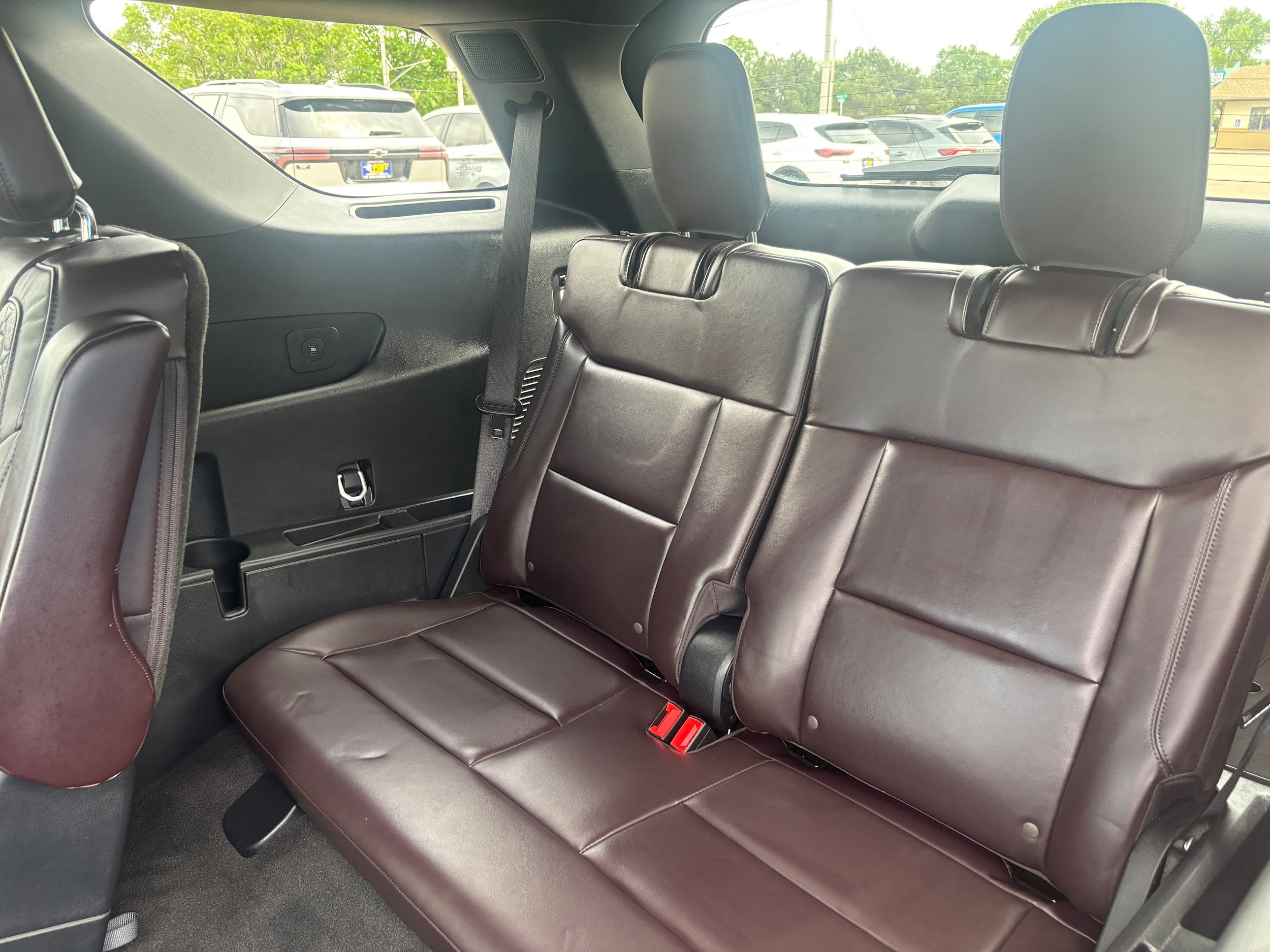 Used 2025 Ford Explorer Platinum w/ Ultimate Package AWD/4WD image 13