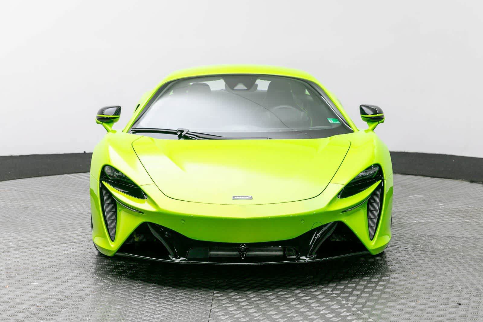 New 2026 McLaren Artura RWD image 48