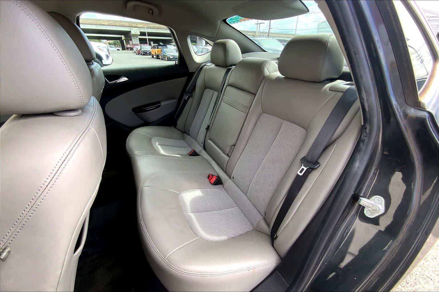 Used 2016 Buick Verano Sport Touring FWD image 28