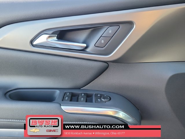 New 2027 Chevrolet Traverse LT w/ Driver Confidence Package FWD image 17