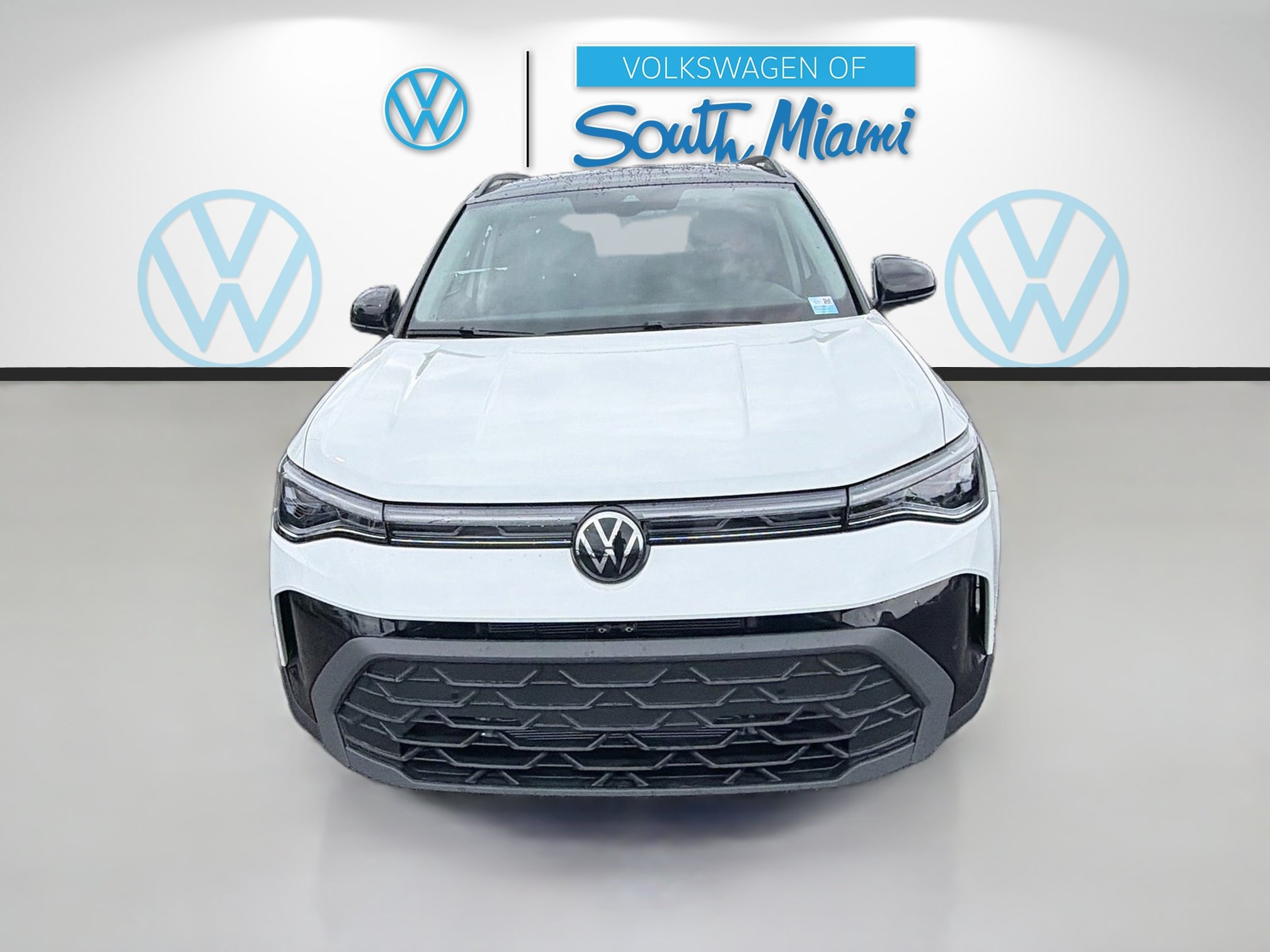 New 2026 Volkswagen Taos SE FWD image 2