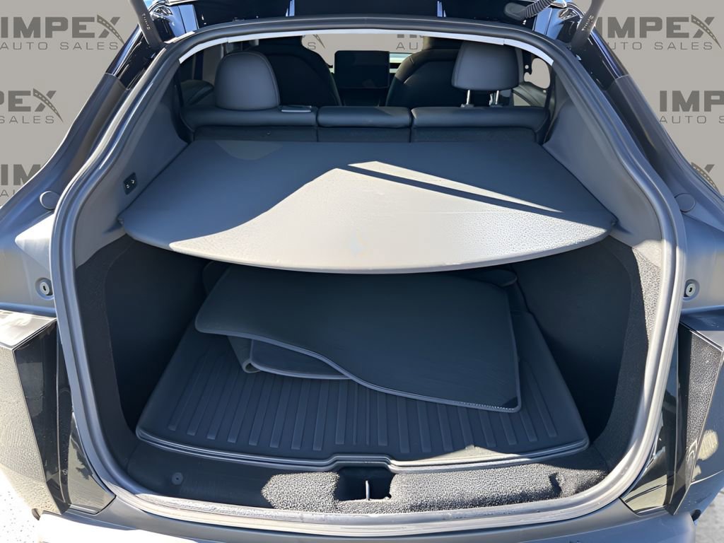 Used 2026 Tesla Model Y Long Range image 30