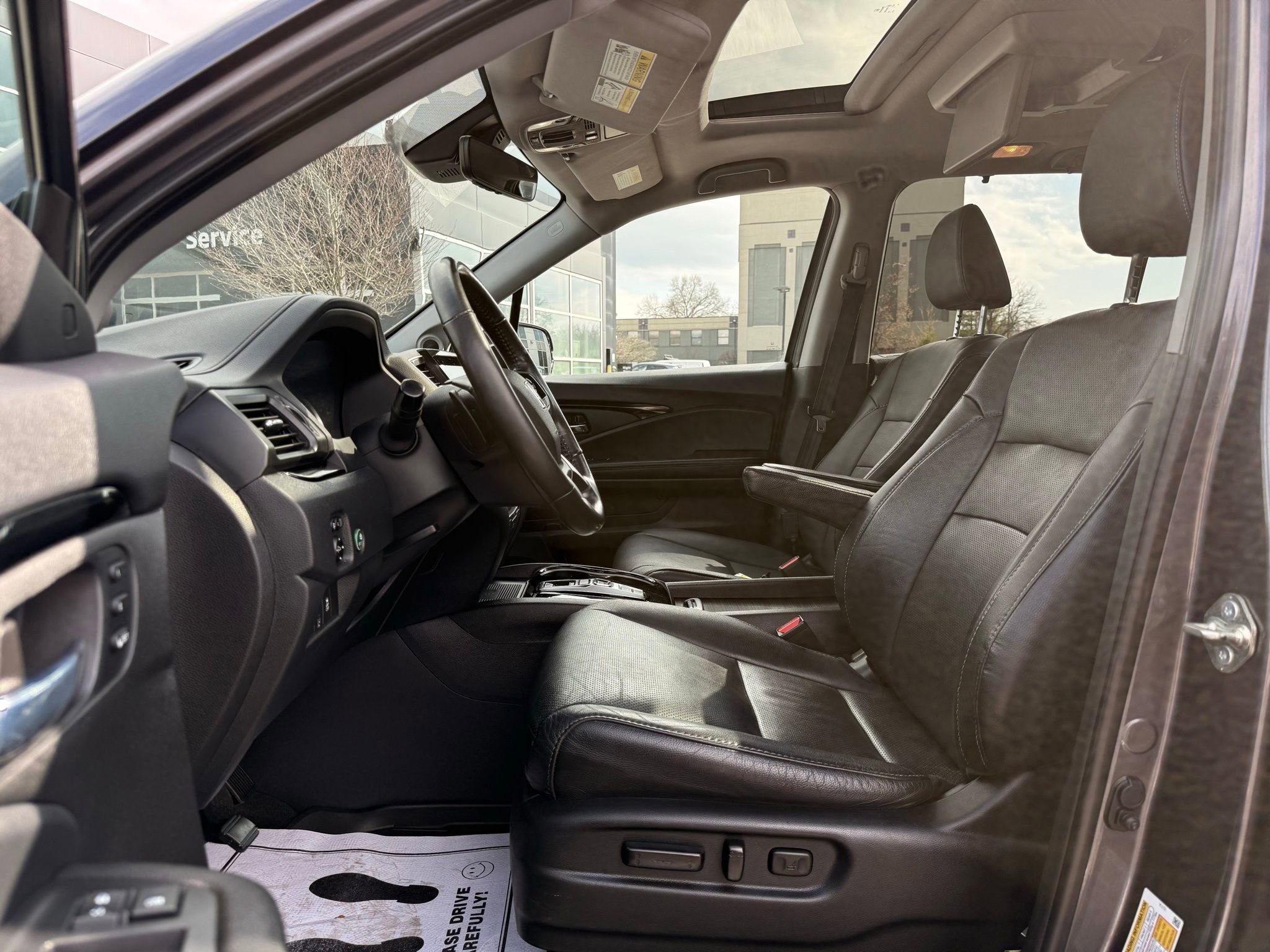 Used 2020 Honda Pilot Elite image 37