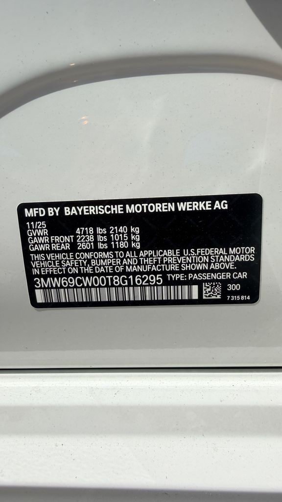 Used 2026 BMW 330i Sedan w/ M Sport Package RWD image 31