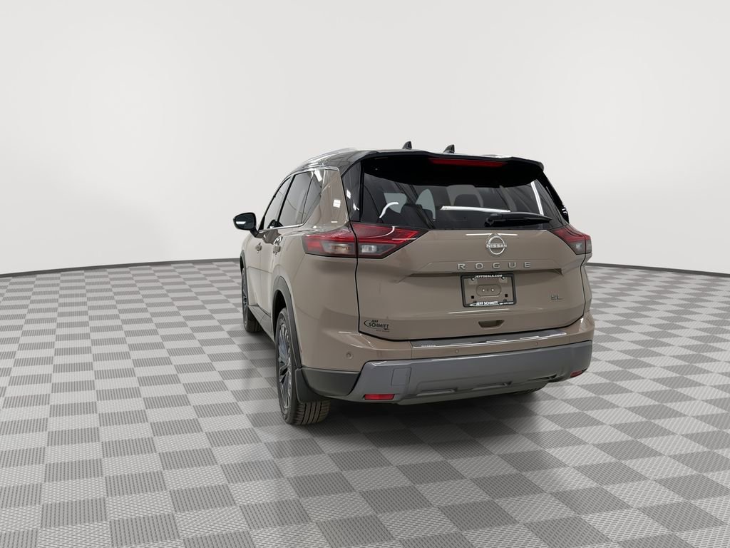 Certified 2025 Nissan Rogue SL w/ Tech Package FWD image 9