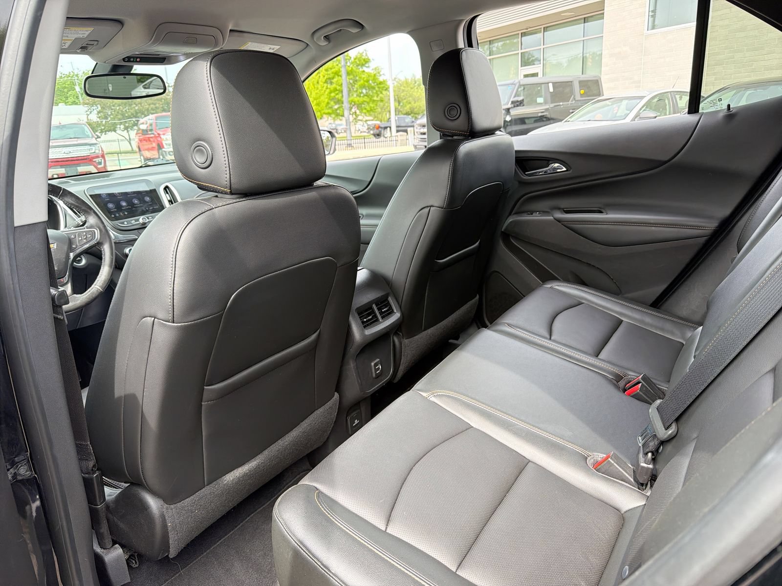 Used 2019 Chevrolet Equinox Premier FWD image 21