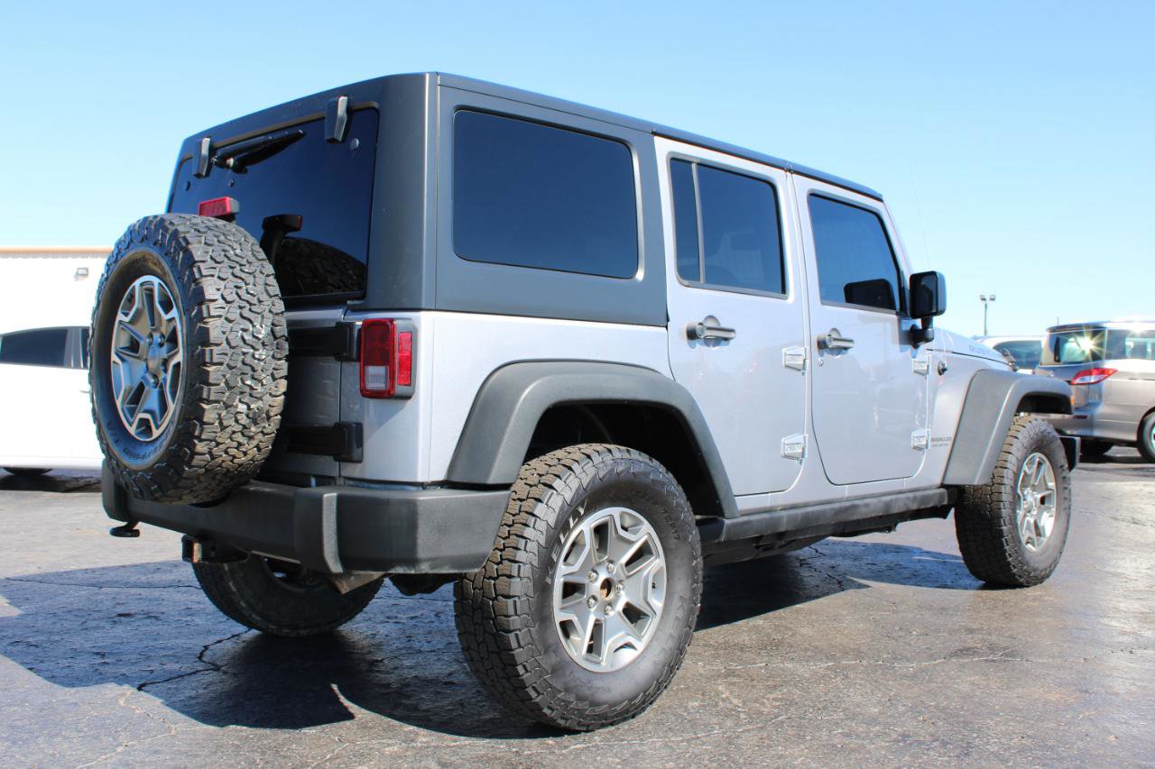Used 2013 Jeep Wrangler Unlimited Rubicon w/ Dual Top Group image 4