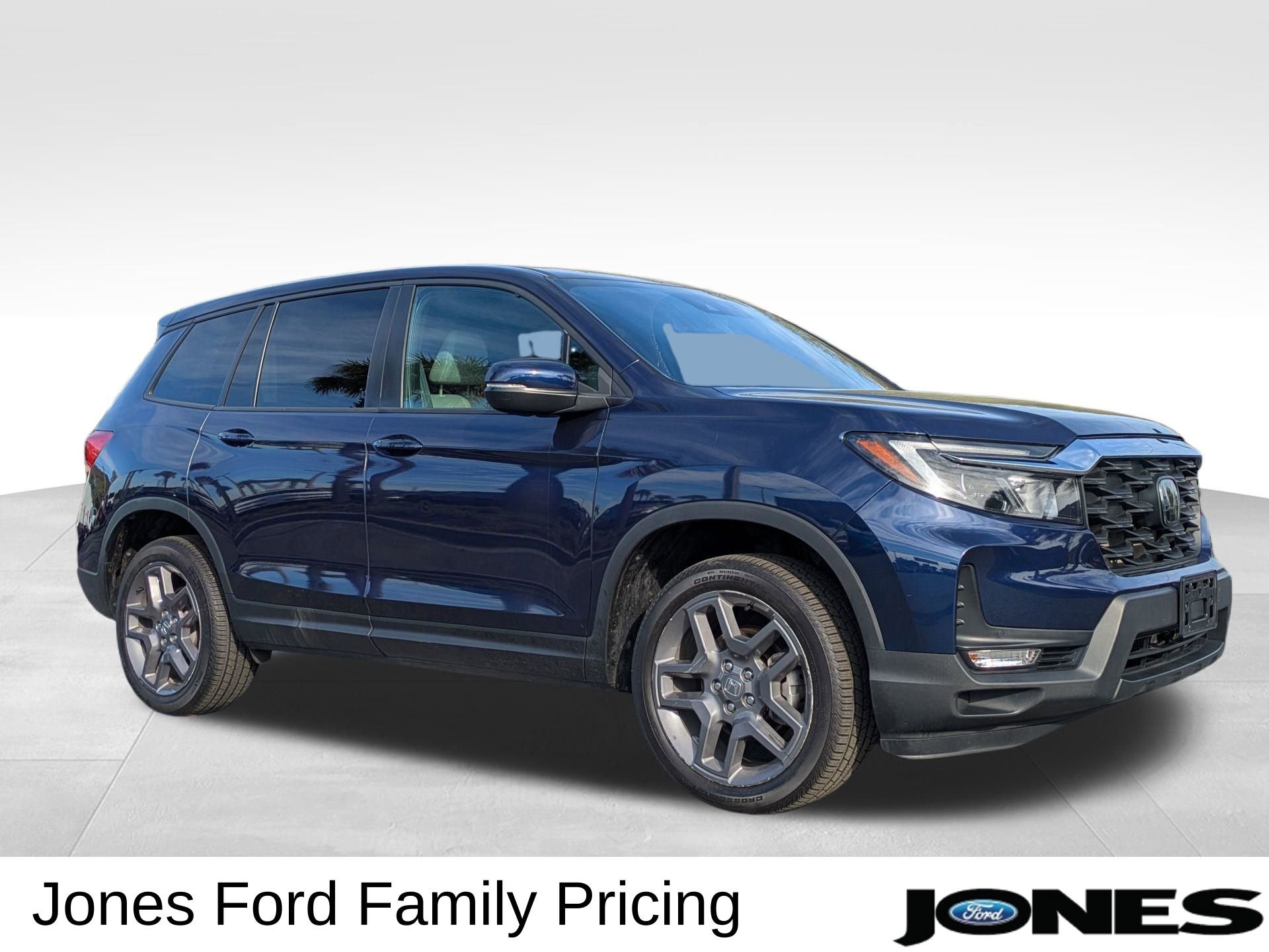 Used 2023 Honda Passport EX-L image 3