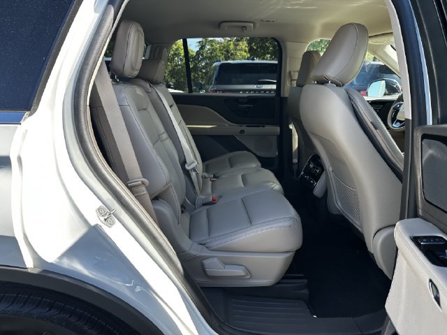 Certified 2024 Lincoln Aviator AWD w/ Elements Package image 36