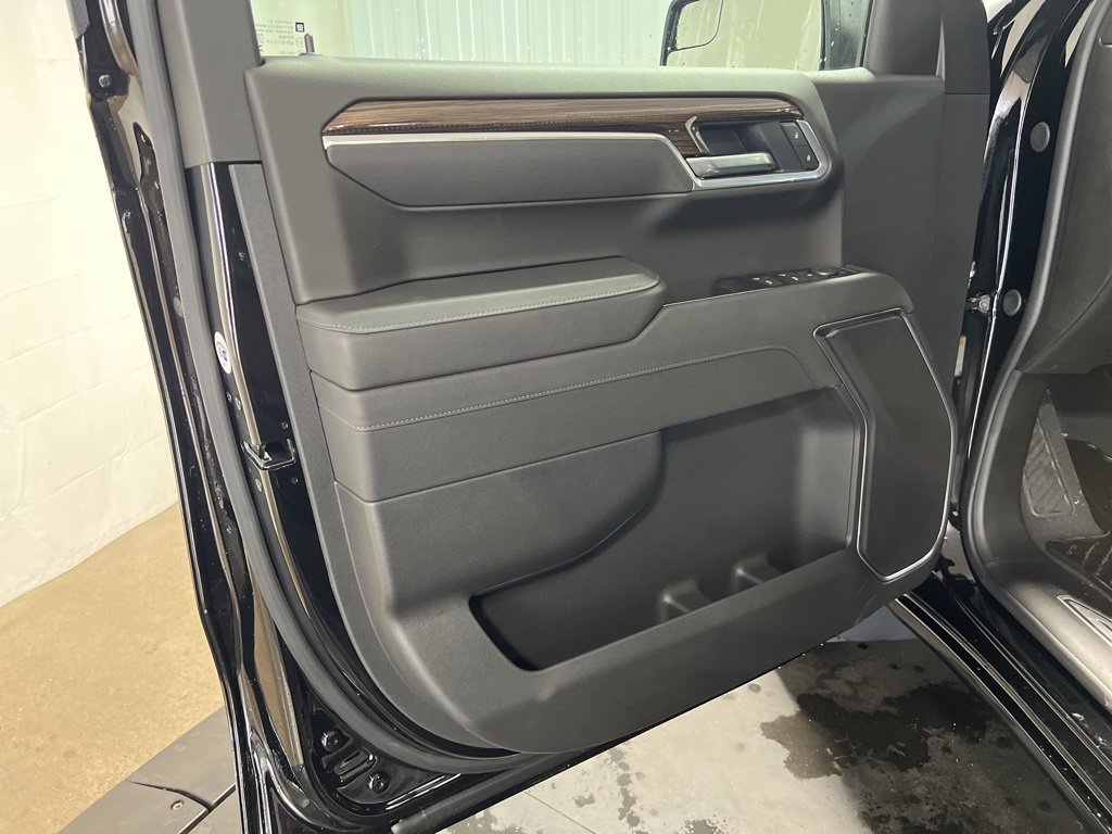 New 2026 Chevrolet Silverado 1500 LT image 4