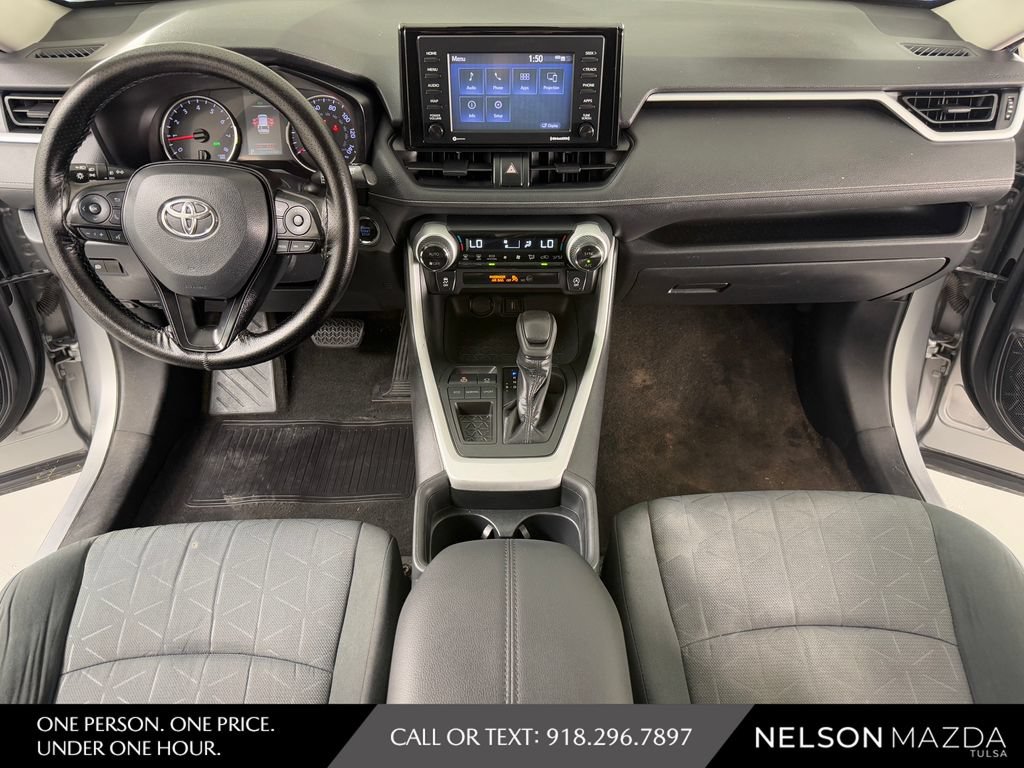 Used 2020 Toyota RAV4 XLE FWD image 38
