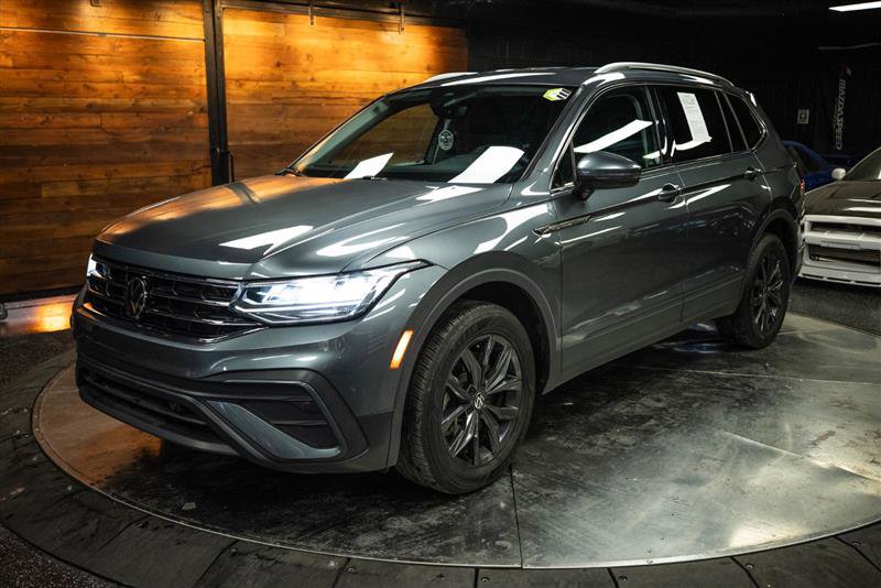 Used 2024 Volkswagen Tiguan SE FWD image 2