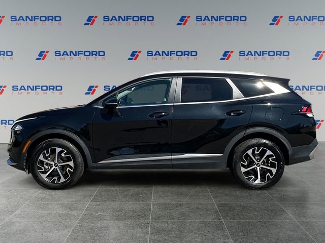 Used 2023 Kia Sportage EX AWD/4WD image 2