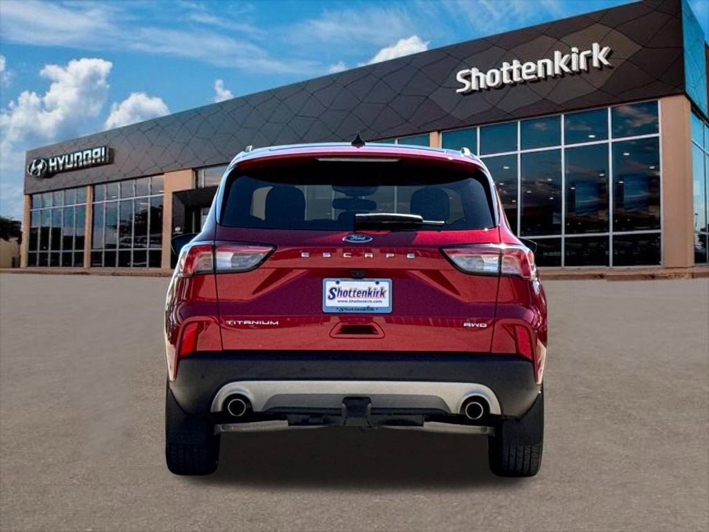 Used 2020 Ford Escape Titanium w/ Titanium Premium Package 2.0 image 7