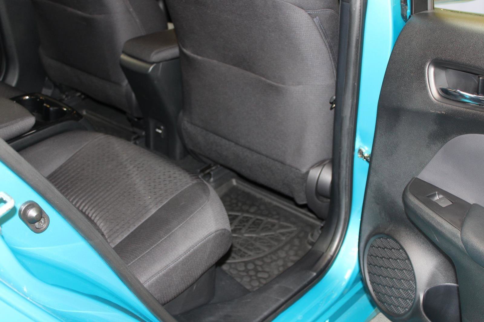 Used 2019 Toyota Prius Prime Plus FWD image 41