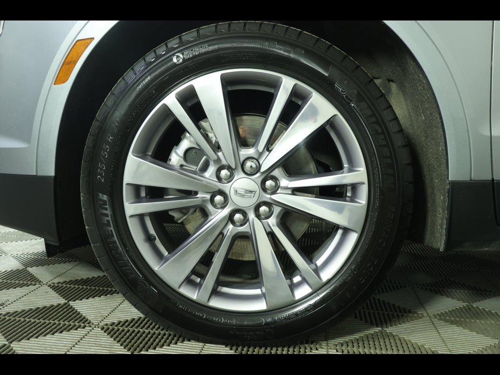 Used 2025 Cadillac XT5 Premium Luxury image 7