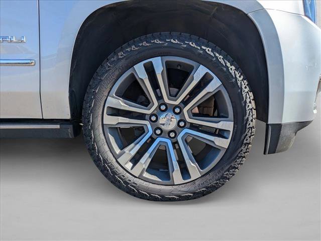 Used 2020 GMC Yukon Denali w/ Denali Ultimate Package AWD/4WD image 22
