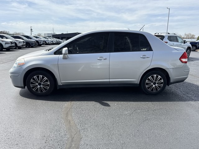 Used 2010 Nissan Versa 1.8 S w/ PWR Plus Pkg image 3