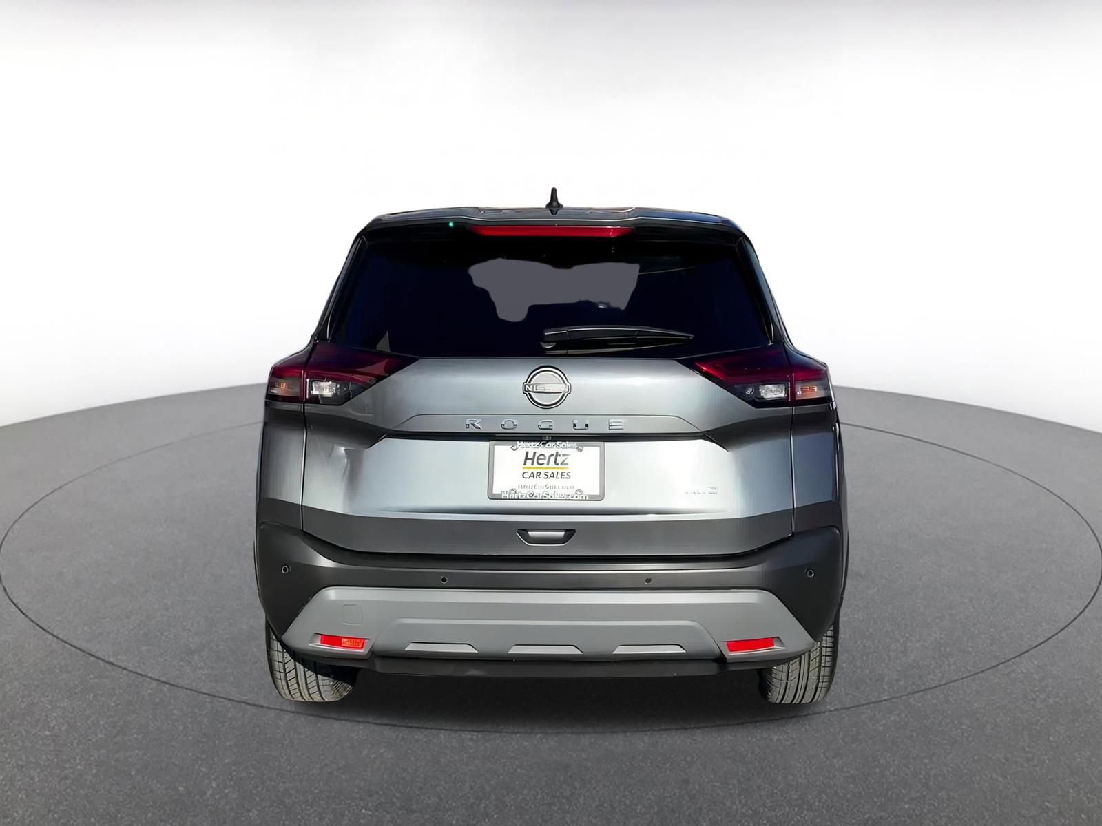 Used 2023 Nissan Rogue S image 12