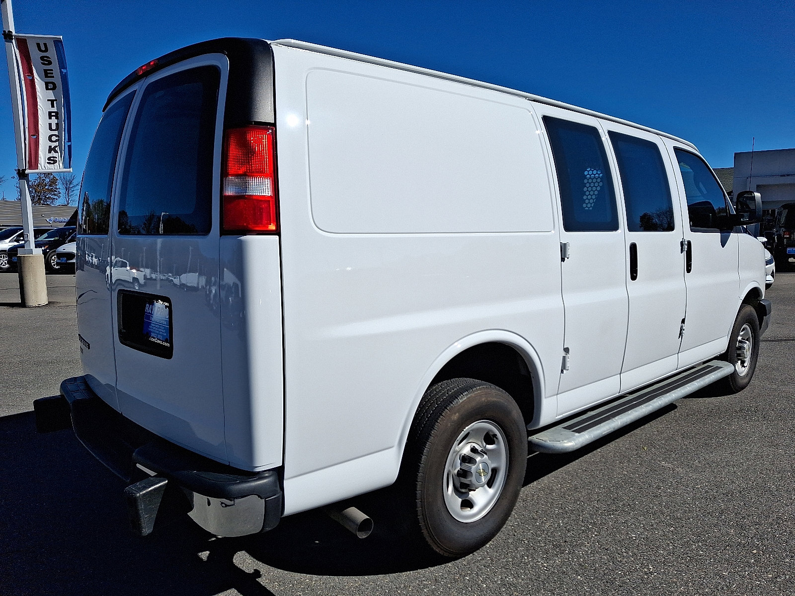 Used 2024 Chevrolet Express 2500 RWD 2500 Regular Wheelbase WT w/ Driver Convenience Package image 6