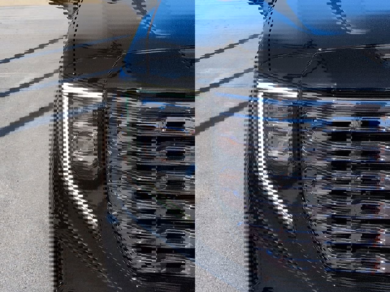 Used 2025 GMC Sierra 1500 Denali Ultimate image 9