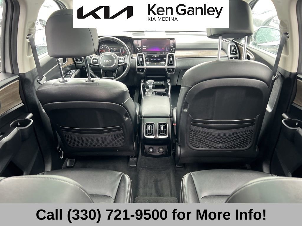 Certified 2022 Kia Sorento EX w/ Panoramic Sunroof Package image 53