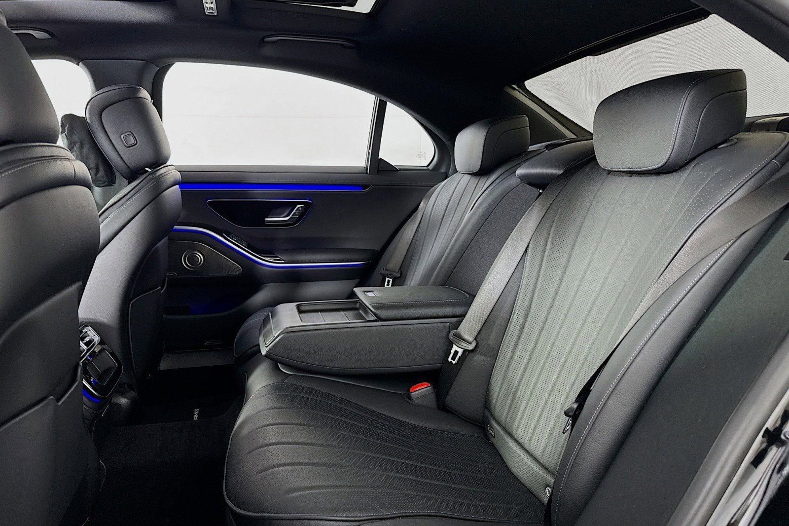 Certified 2023 Mercedes-Benz S 500 4MATIC image 8