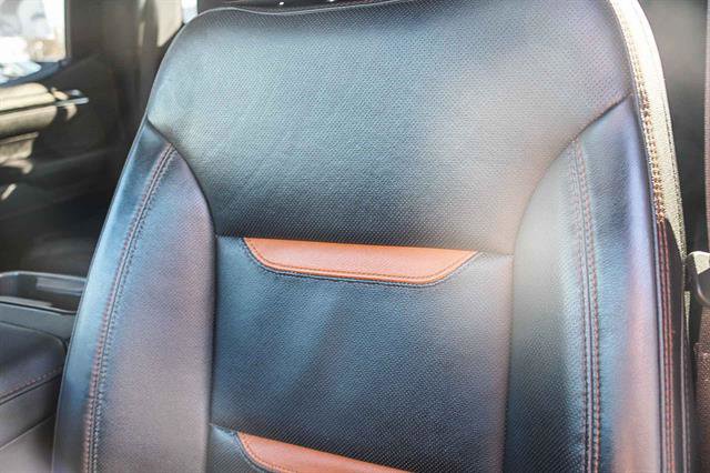 Used 2025 GMC Sierra 1500 AT4 w/ AT4 Premium Package image 24