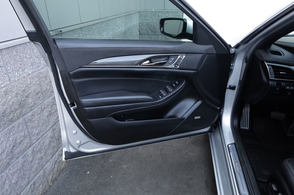 Used 2017 Cadillac CTS Premium Luxury w/ Technology Package image 15