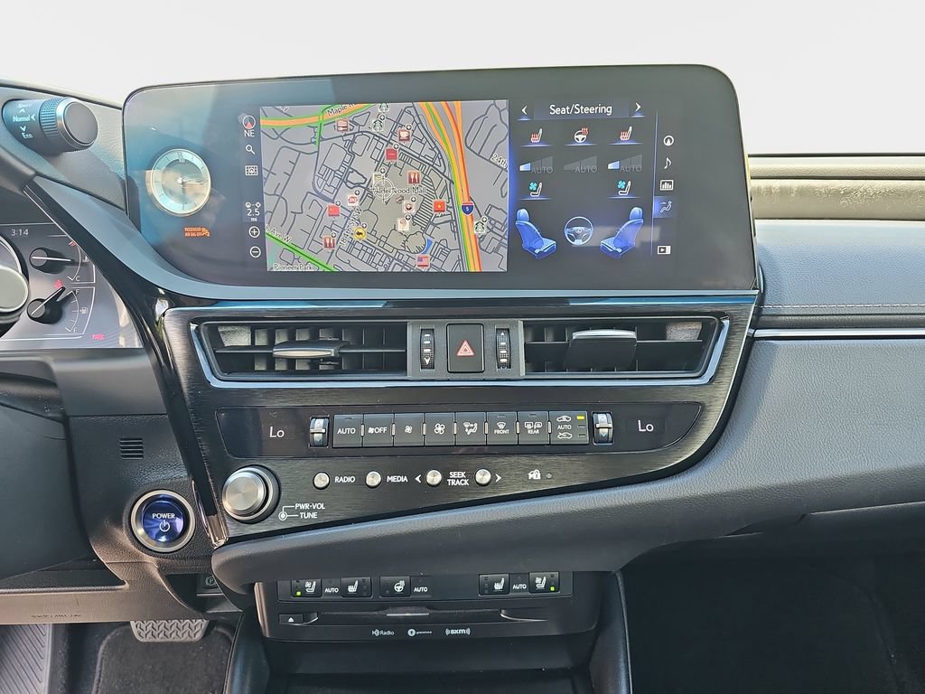 Certified 2022 Lexus ES 300h w/ Premium Package FWD image 19