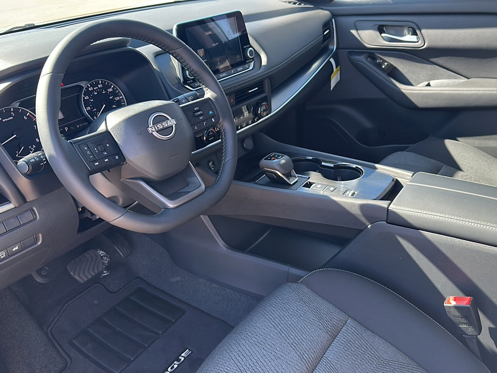 New 2026 Nissan Rogue SV w/ Cold Weather Package image 9