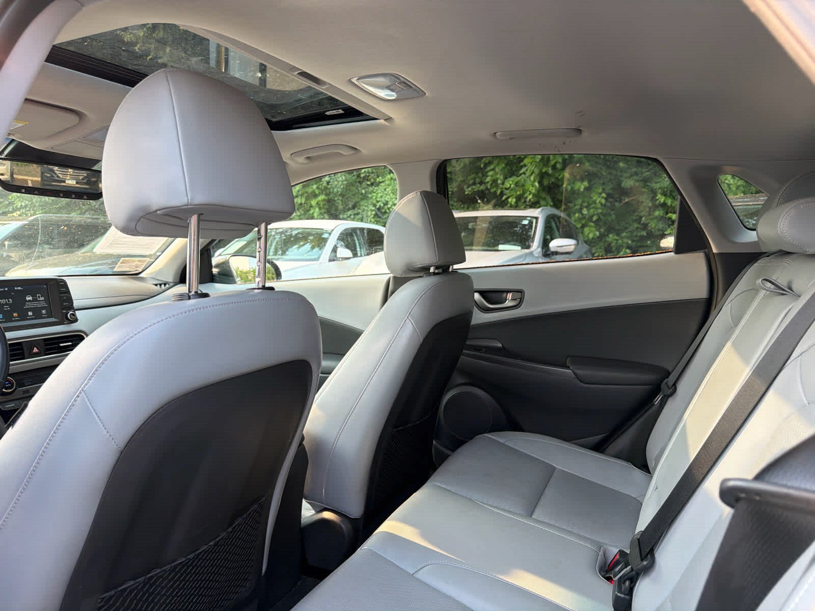 Used 2020 Hyundai Kona Limited AWD/4WD image 6
