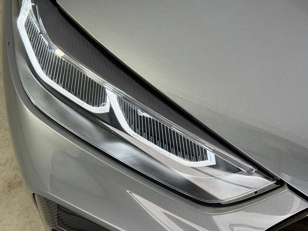 Used 2023 BMW M8 Competition w/ M Carbon Exterior Package AWD/4WD image 39
