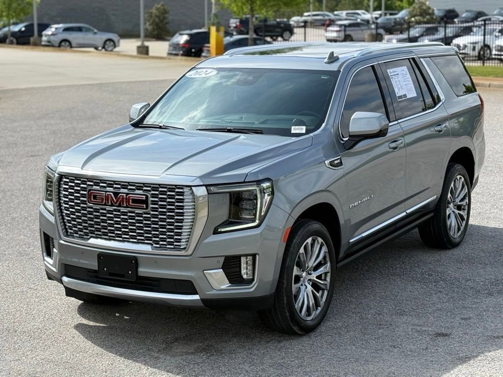 Used 2024 GMC Yukon Denali AWD/4WD image 9
