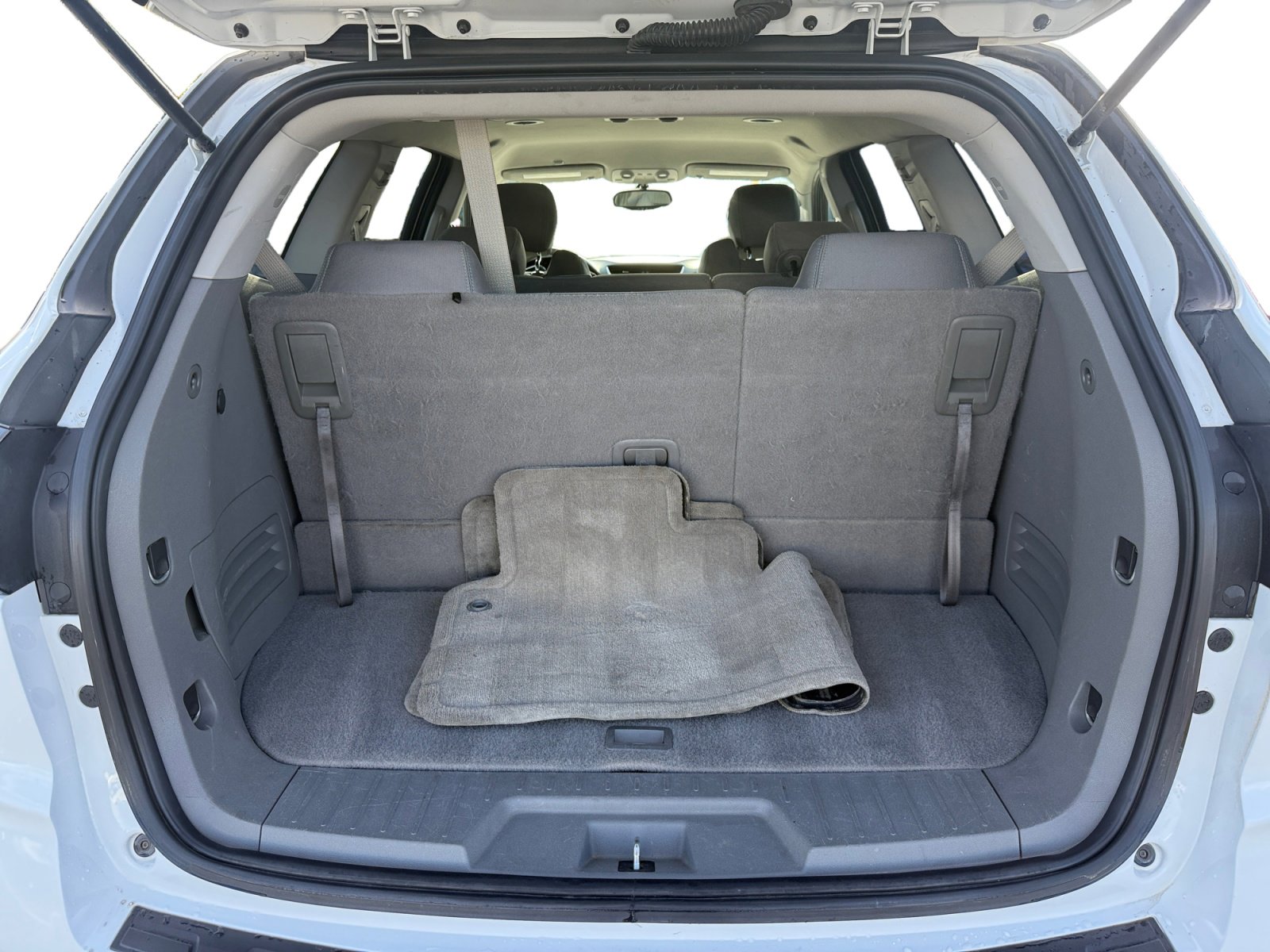 Used 2016 Chevrolet Traverse LS image 17