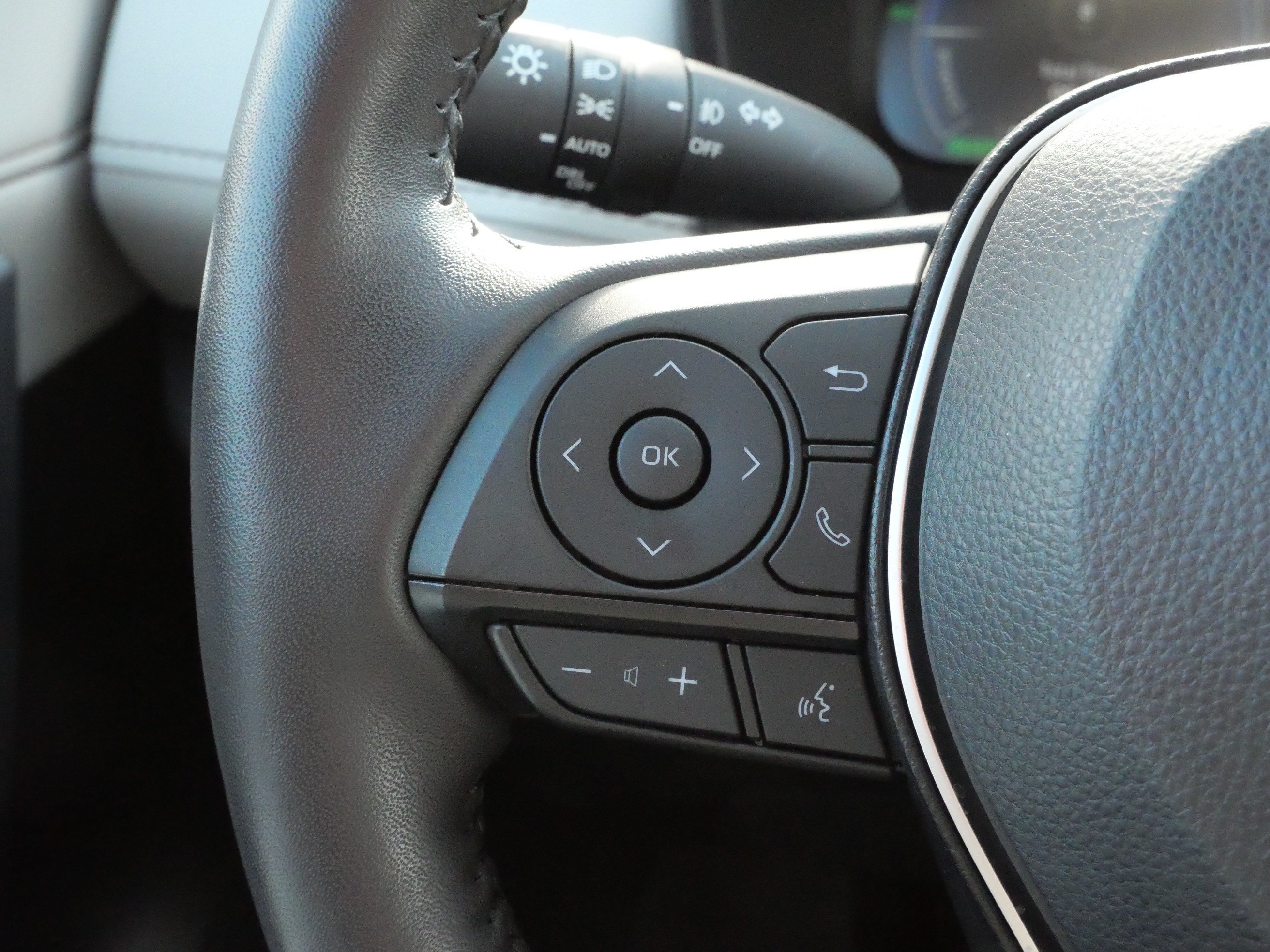 Certified 2024 Toyota RAV4 Limited w/ Advanced Technology Package AWD/4WD image 26