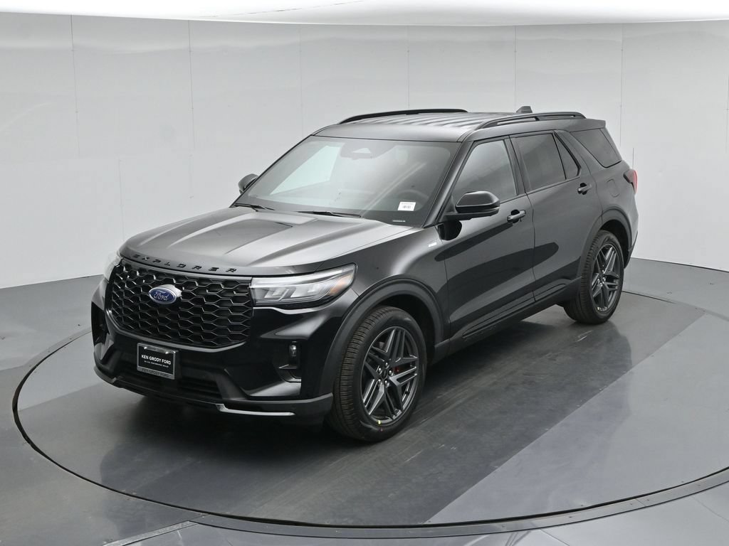 New 2026 Ford Explorer ST-Line w/ ST-Line Street Pack RWD image 32