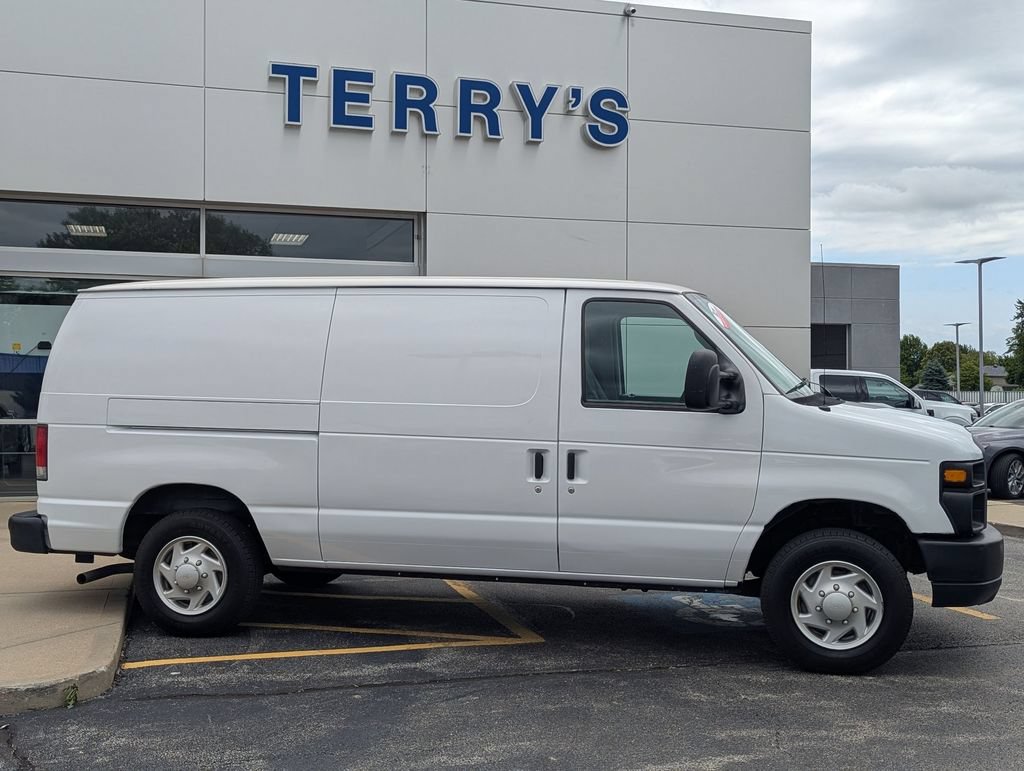 Used 2014 Ford E-150 and Econoline 150 w/ Power Group RWD image 2