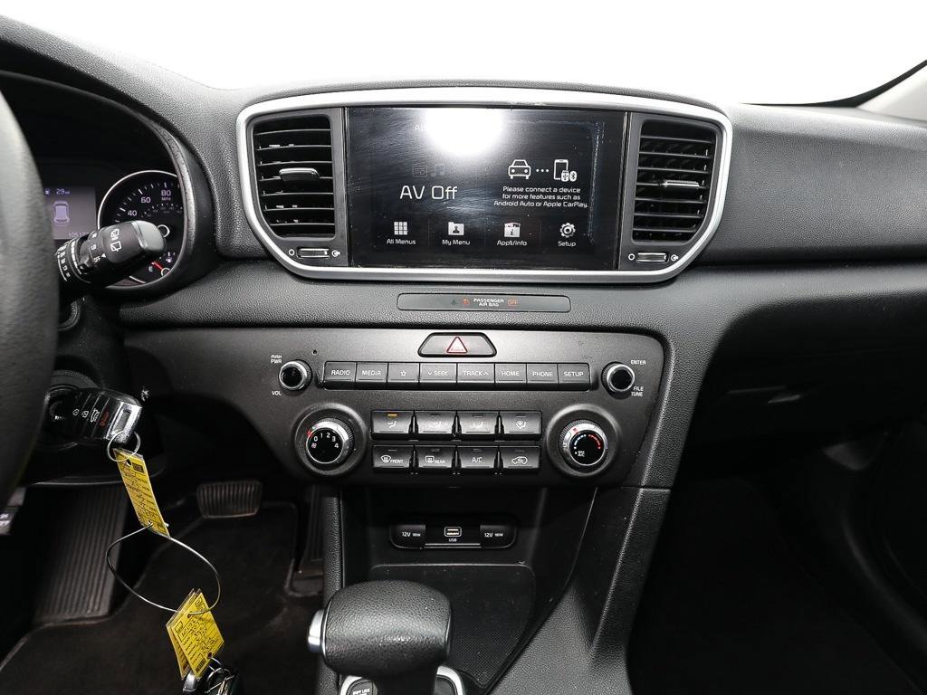 Used 2020 Kia Sportage LX image 14