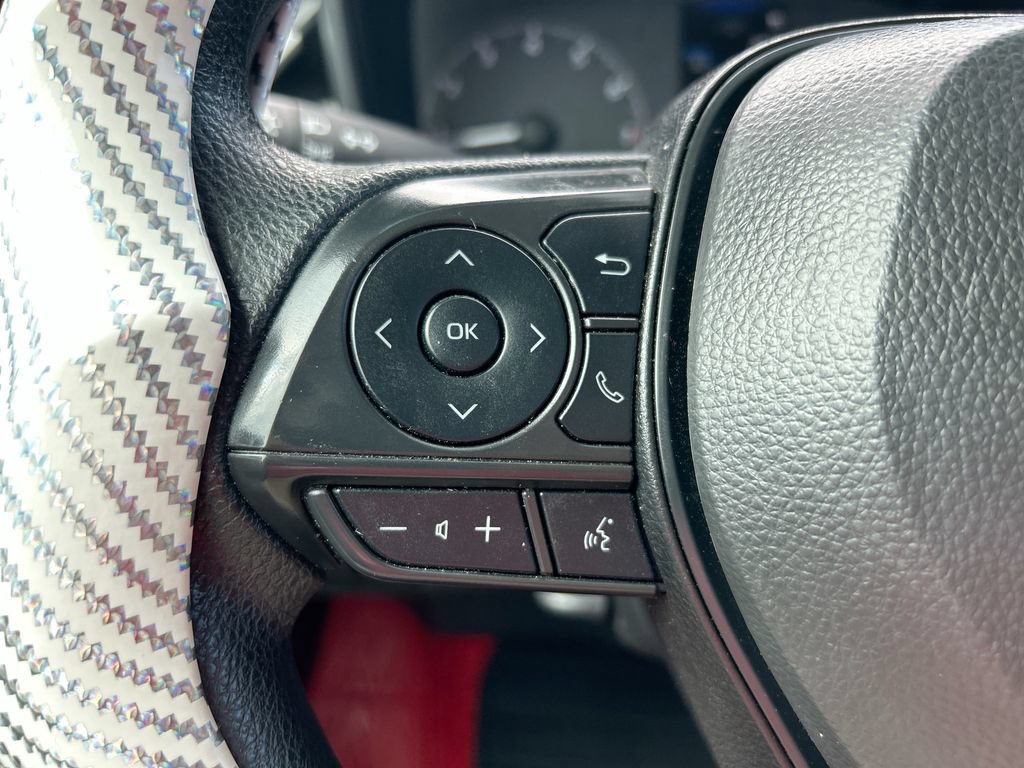 Used 2025 Toyota Corolla LE FWD image 20
