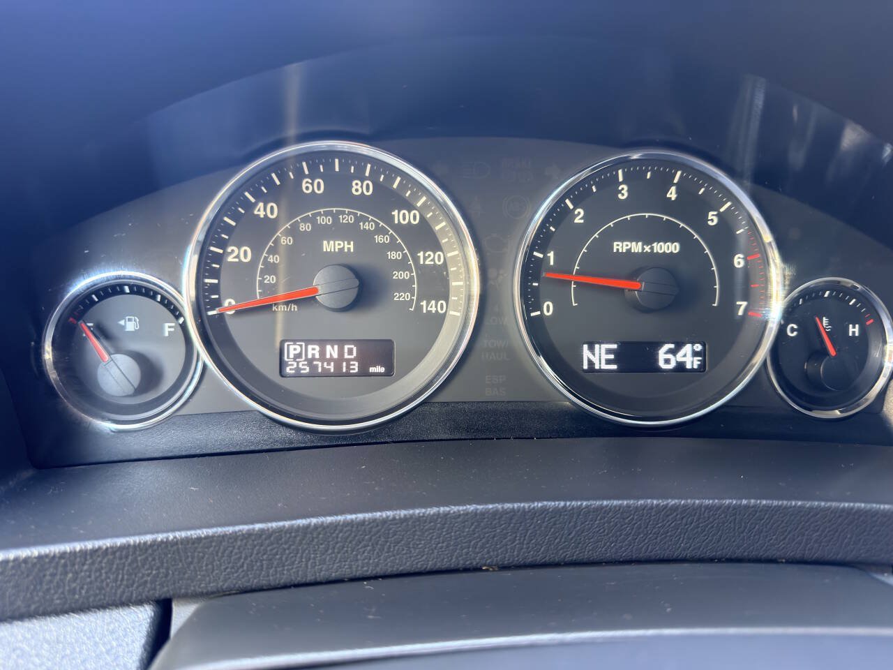 Used 2009 Jeep Grand Cherokee Laredo AWD/4WD image 17