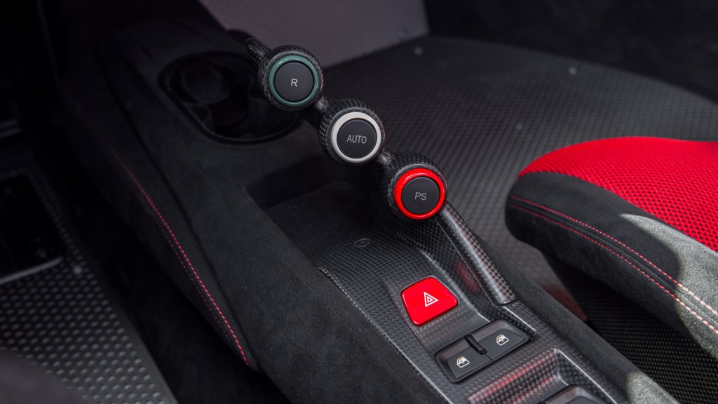 Certified 2020 Ferrari 488 Pista Spider RWD image 23