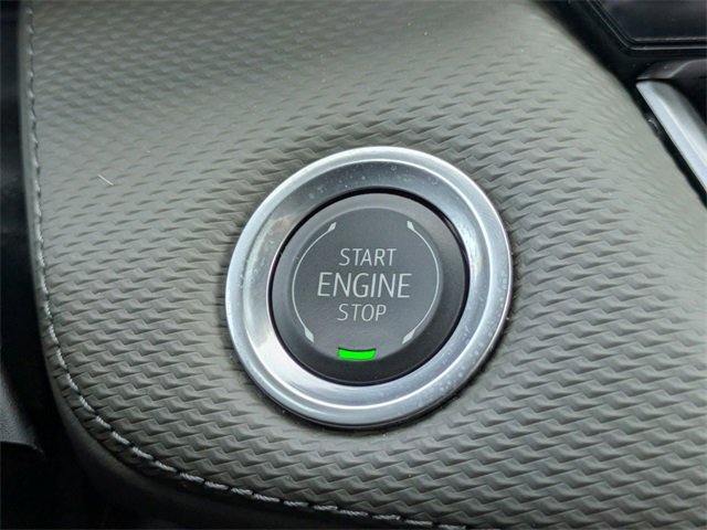 Used 2025 Chevrolet Equinox LT w/ Convenience Package II image 33